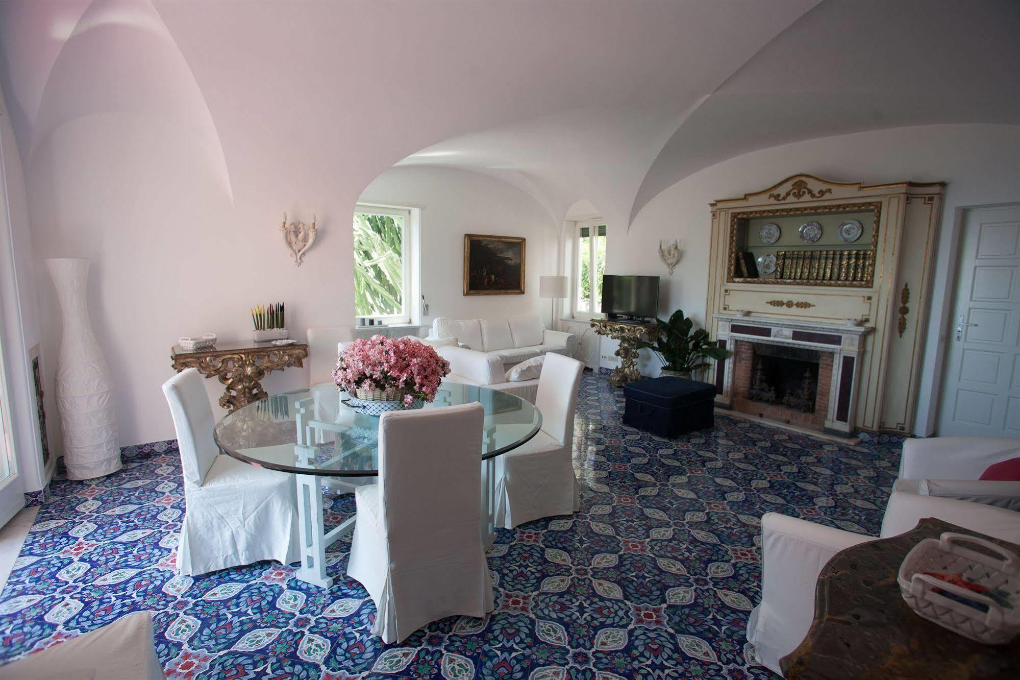 Hotel Silia 3*